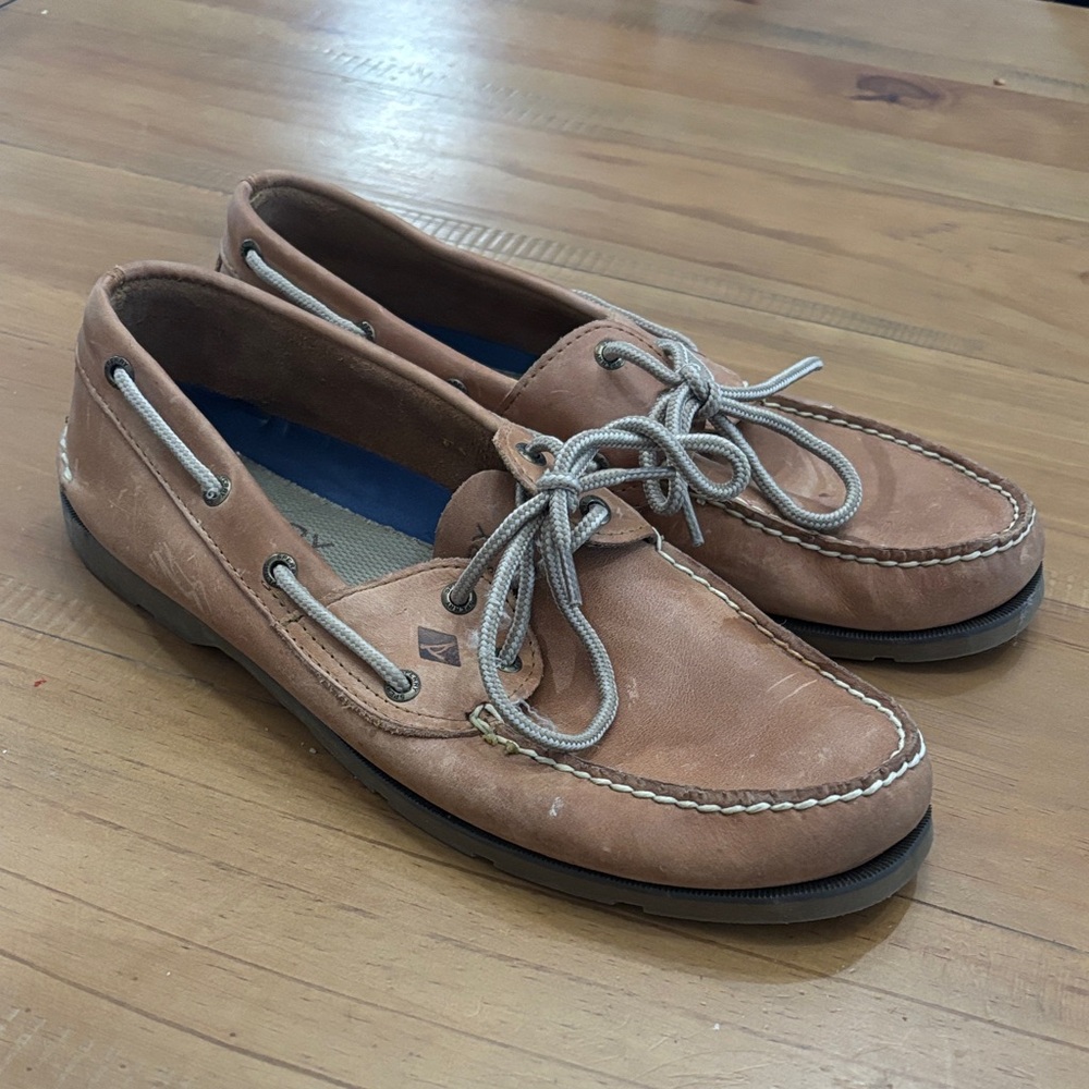 Sperry Tan Leather Boat Shoes